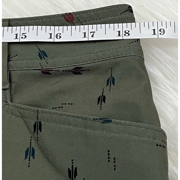 Eddie Bauer Green Skort Size 14 Pockets Stretchy Arrow Print‎ Tennis Golf Casual - Picture 7 of 13